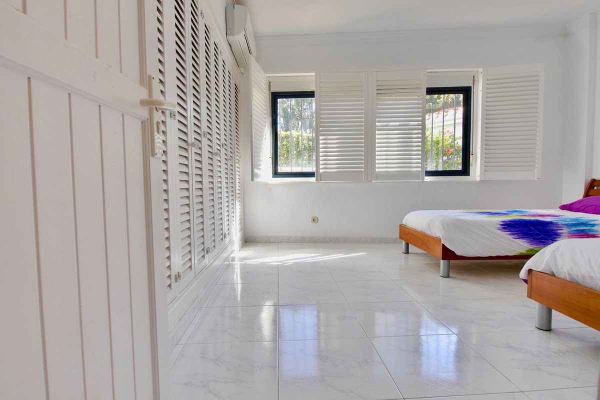 Appartement te koop in Puerto de Cabopino | 3 slaapkamers H5122168