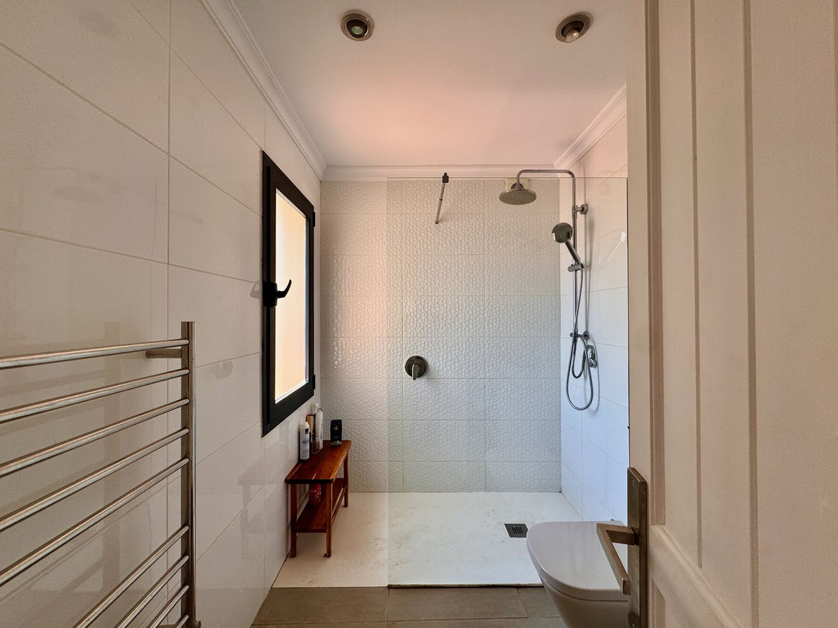 Appartement te koop in Puerto de Cabopino | 3 slaapkamers H5122168