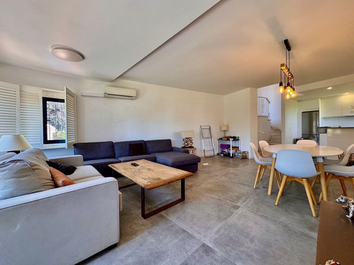 Appartement te koop in Puerto de Cabopino | 3 slaapkamers H5122168