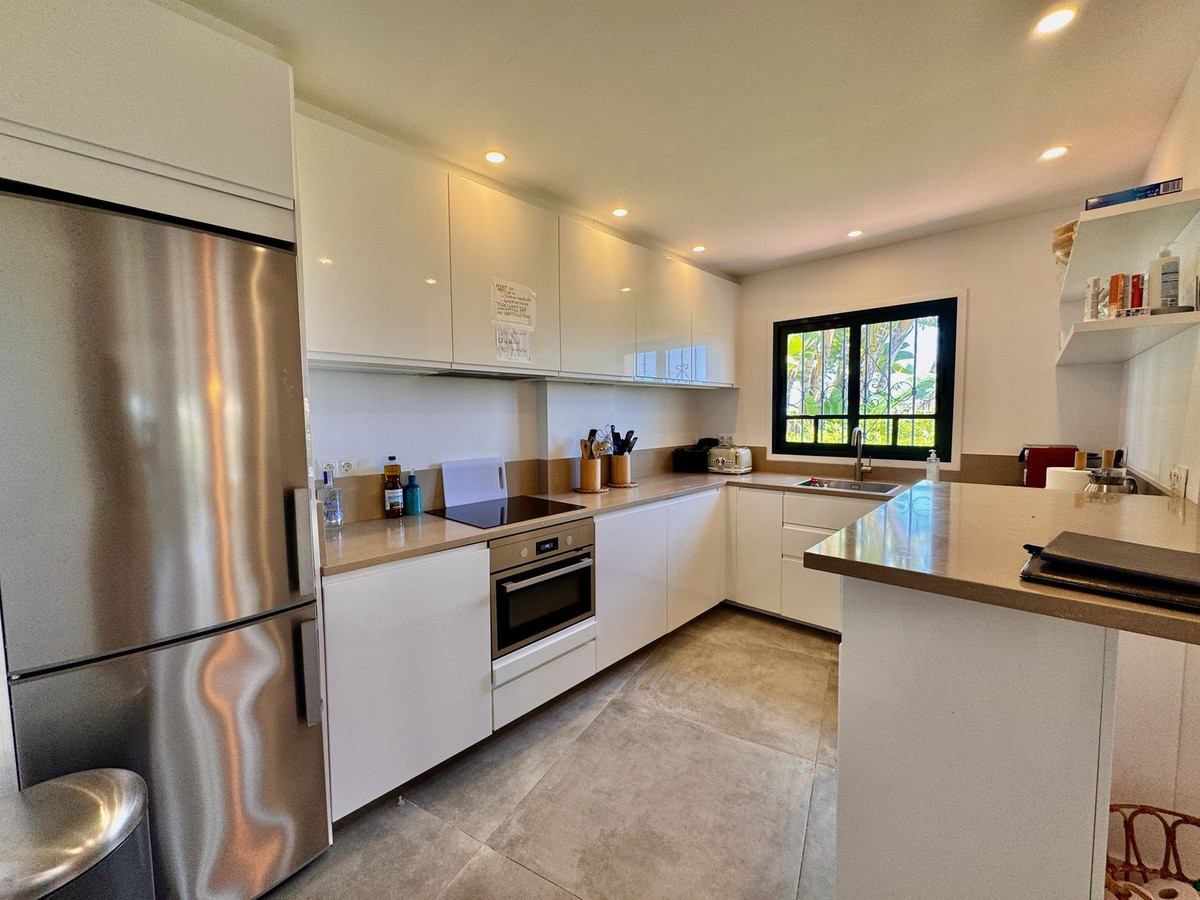 Appartement te koop in Puerto de Cabopino | 3 slaapkamers H5122168