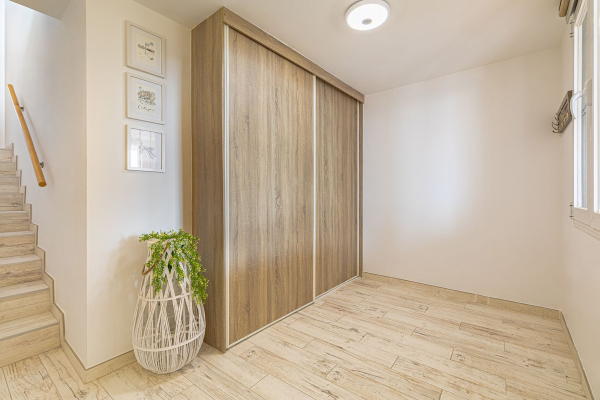 Appartement te koop in Puerto de Cabopino | 1 slaapkamers H5154919