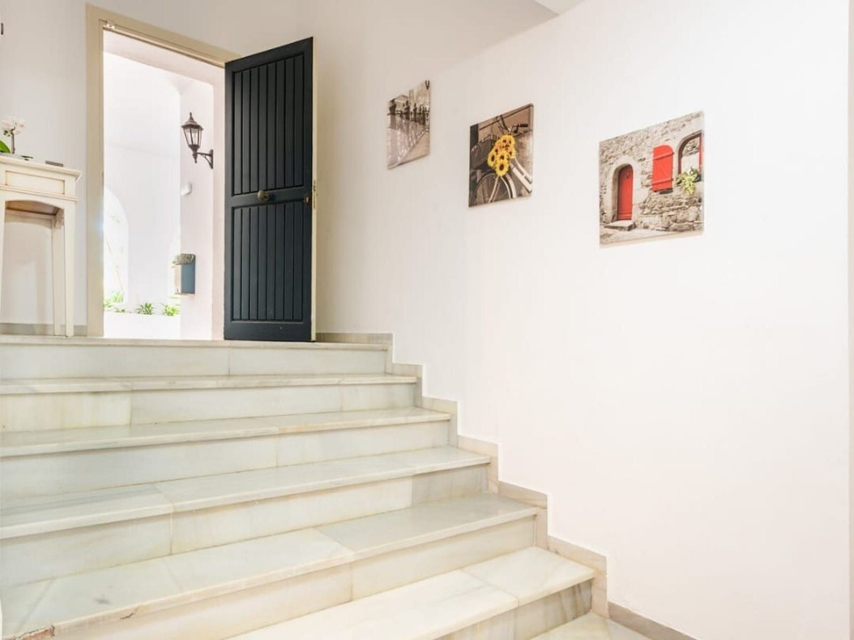 Appartement te koop in Puerto de Cabopino | 3 slaapkamers H5173789