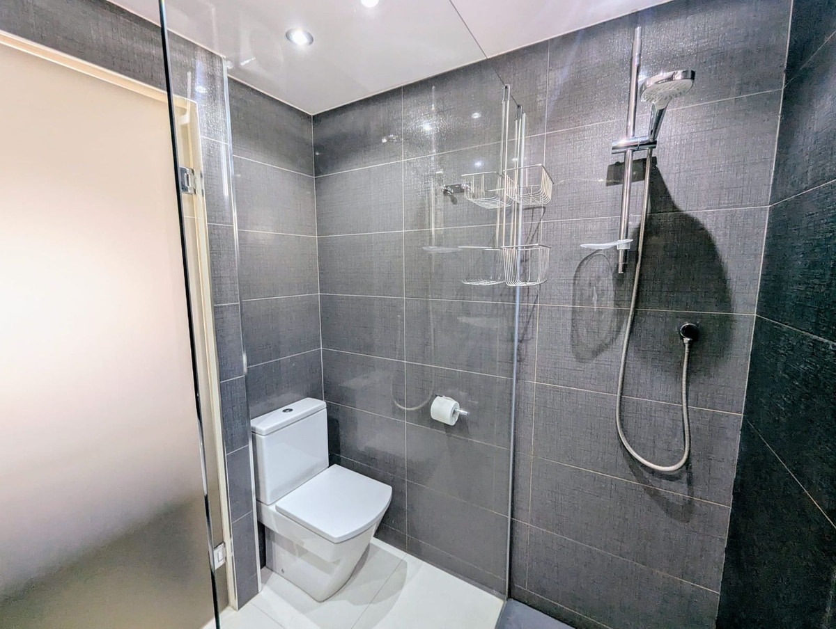 Appartement te koop in Puerto de Cabopino | 2 slaapkamers H5202673