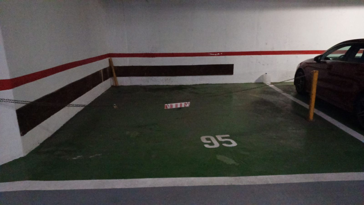 Appartement te koop in Puerto de Cabopino | 2 slaapkamers H5202673