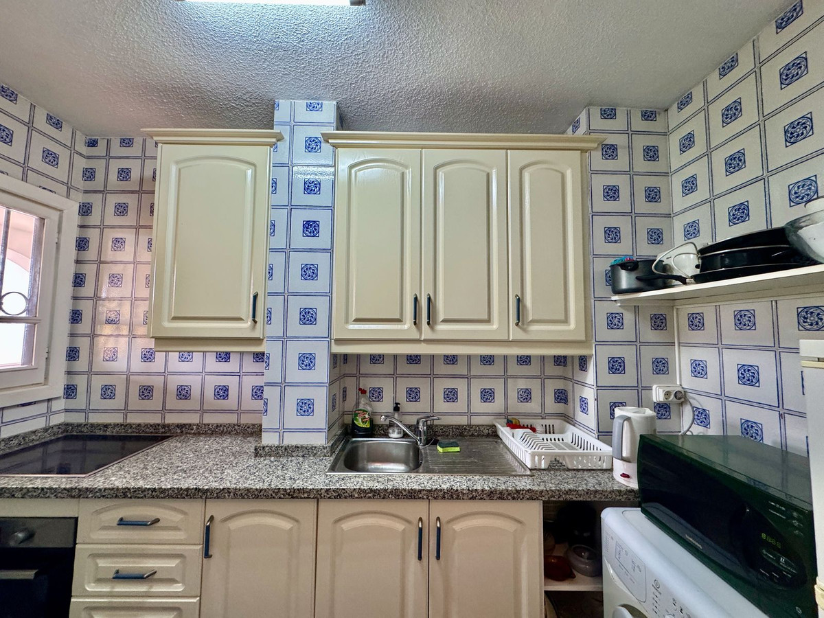 Appartement te koop in Puerto de Cabopino | 1 slaapkamers H5208886