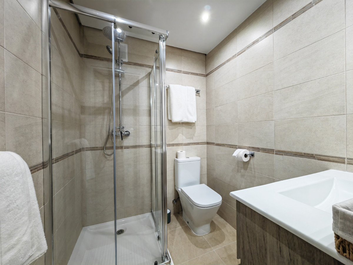 Appartement te koop in Puerto de Cabopino | 2 slaapkamers H5265034