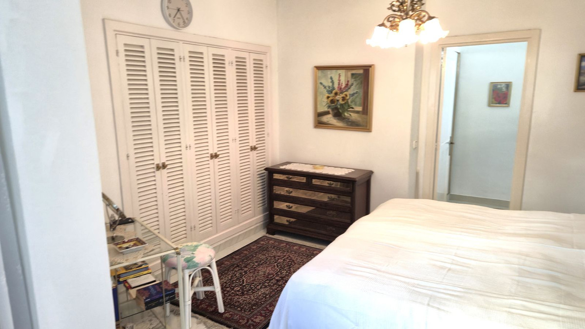 Appartement te koop in Puerto de Cabopino | 1 slaapkamers H5317552