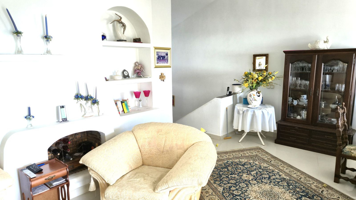 Appartement te koop in Puerto de Cabopino | 1 slaapkamers H5317552