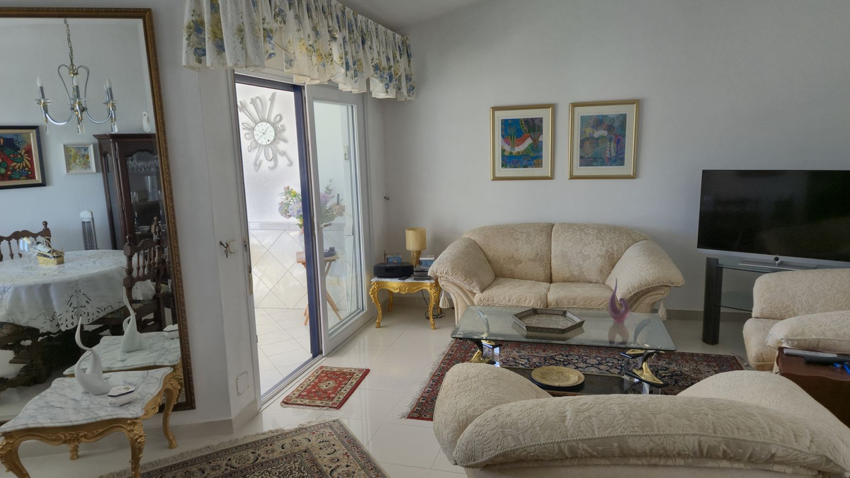 Appartement te koop in Puerto de Cabopino | 1 slaapkamers H5317552