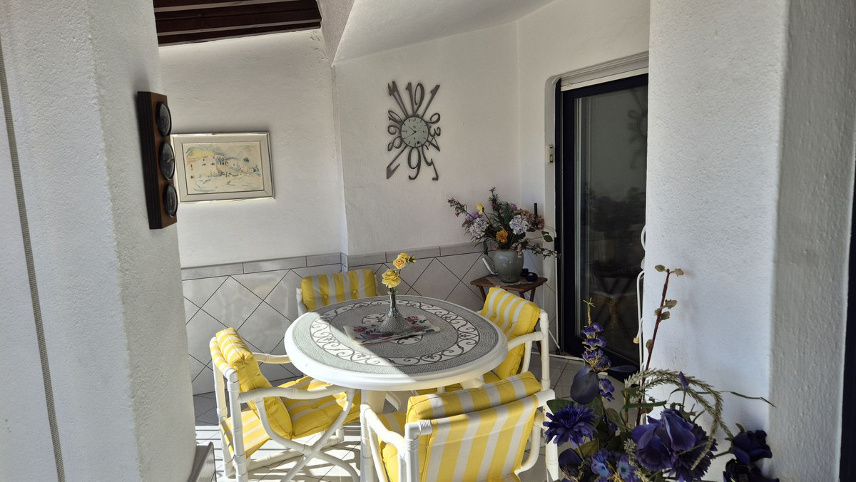 Appartement te koop in Puerto de Cabopino | 1 slaapkamers H5317552