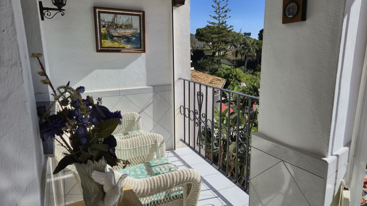 Appartement te koop in Puerto de Cabopino | 1 slaapkamers H5317552