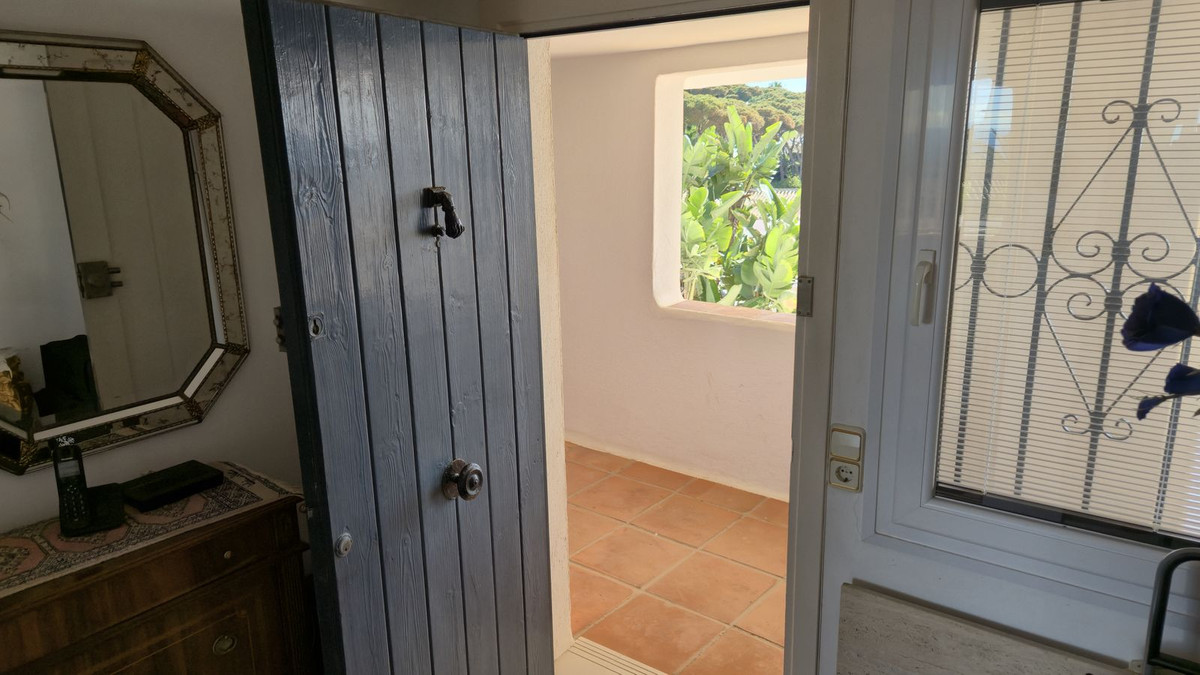 Appartement te koop in Puerto de Cabopino | 1 slaapkamers H5317552