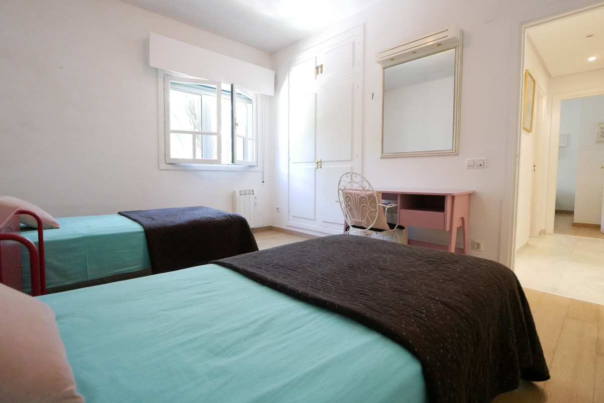 Appartement te koop in Puerto de Cabopino | 3 slaapkamers H5367055