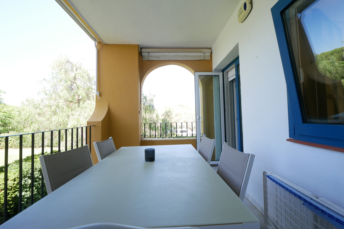 Appartement te koop in Puerto de Cabopino | 3 slaapkamers H5367055