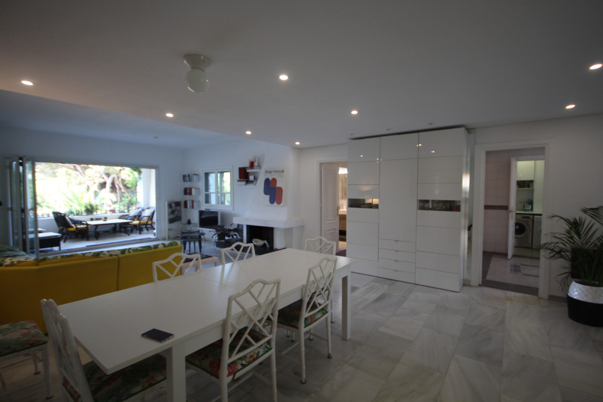 Appartement te koop in Puerto de Cabopino | 3 slaapkamers H5367055