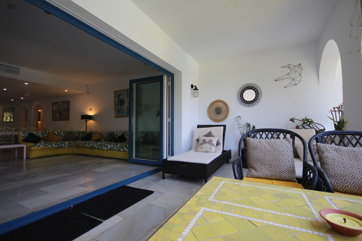 Appartement te koop in Puerto de Cabopino | 3 slaapkamers H5367055