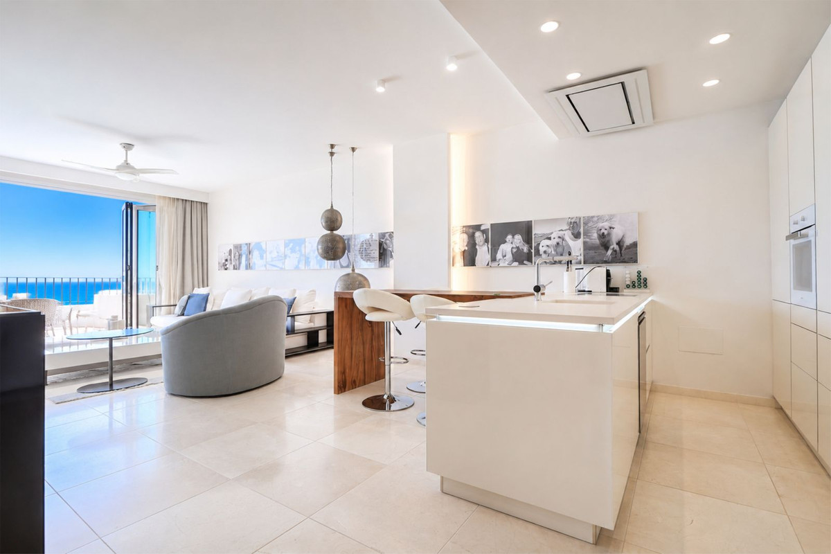 Appartement te koop in Puerto de Cabopino | 2 slaapkamers H5435164