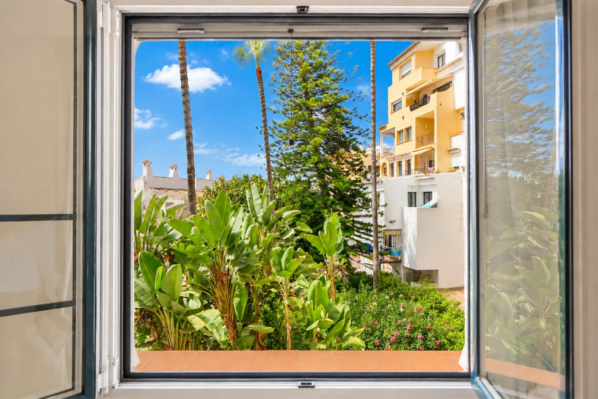 Appartement te koop in Puerto de Cabopino | 3 slaapkamers H5449912