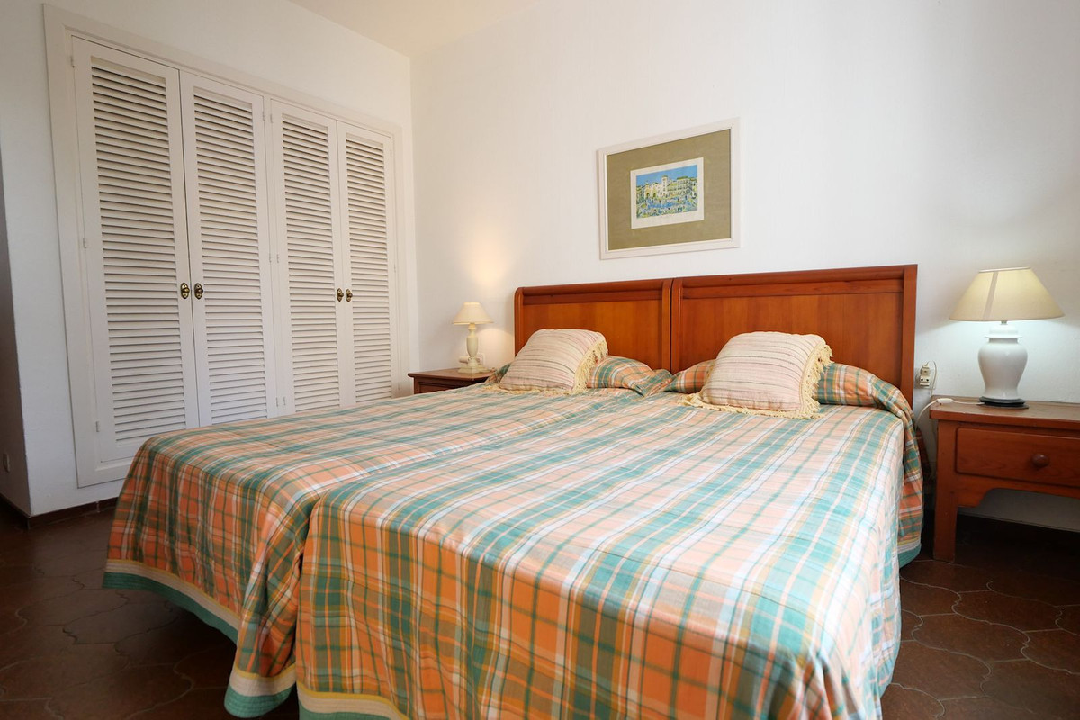 Appartement te koop in Puerto de Cabopino | 3 slaapkamers H5449912