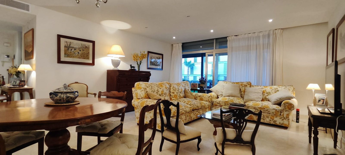 Appartement te koop in Punta Chullera | 3 slaapkamers H5129047