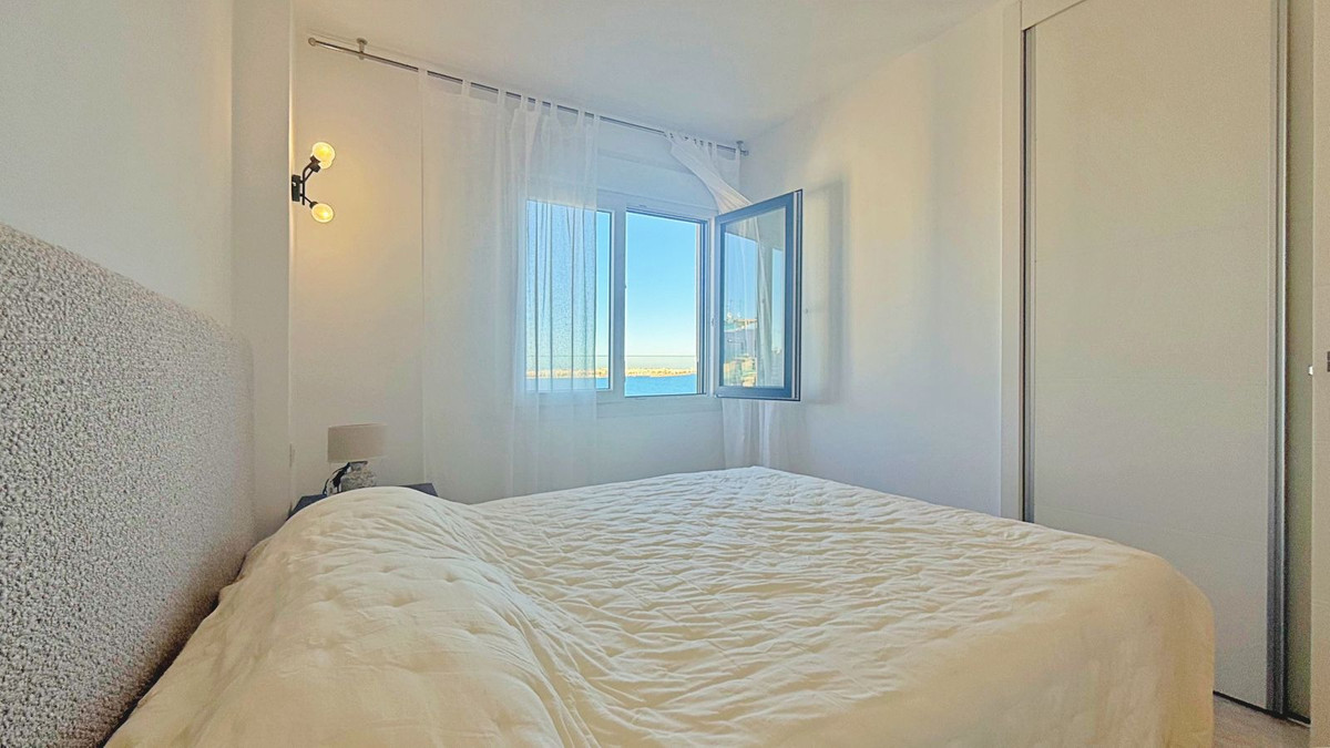 Penthouse te koop in Punta Prima | 3 slaapkamers H5236771