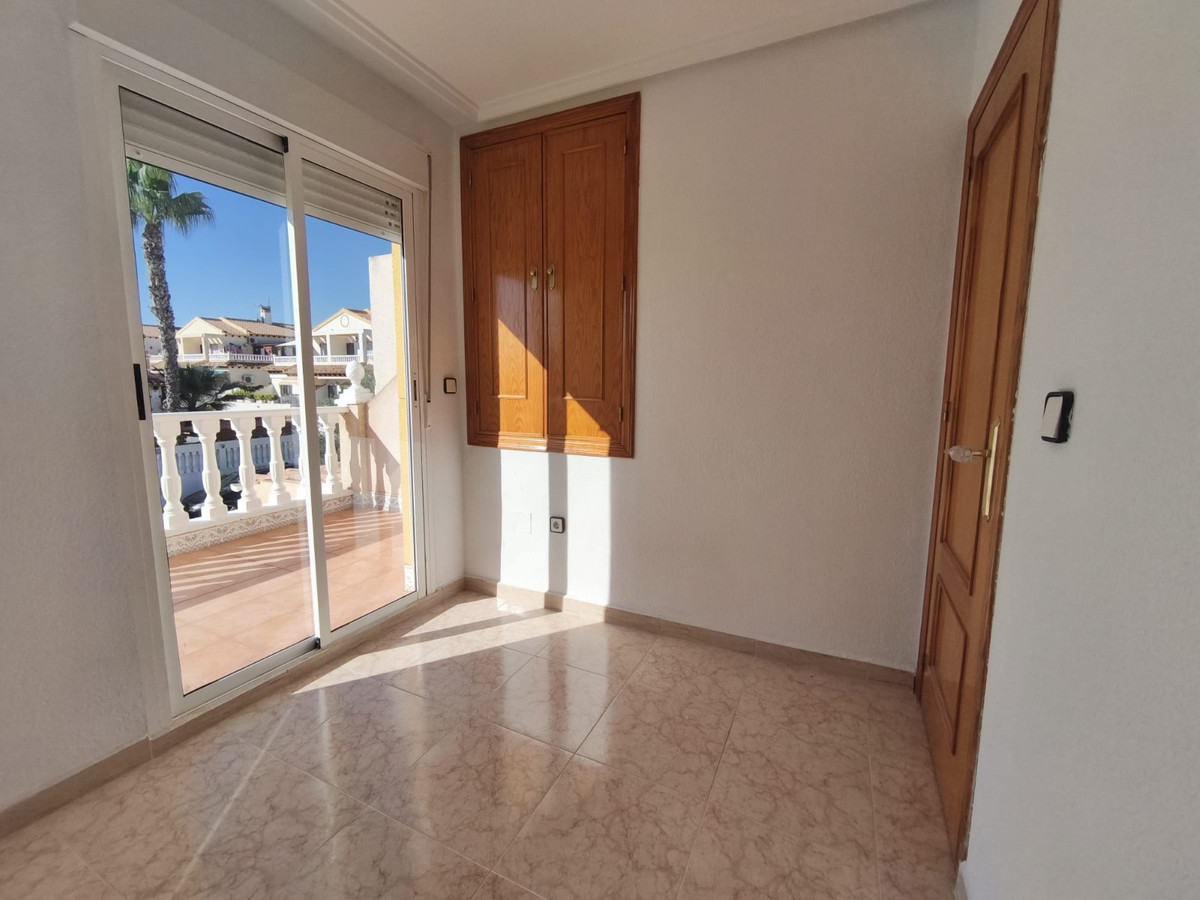 Bungalow te koop in Punta Prima | 3 slaapkamers H5256544