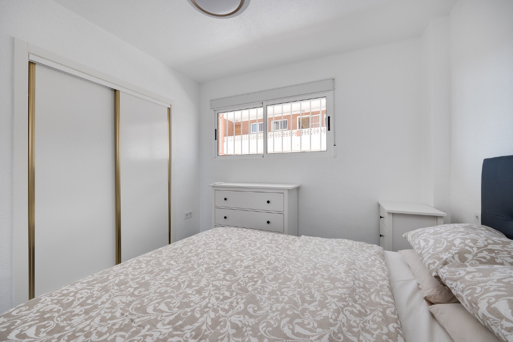 Appartement te koop in Punta Prima | 2 slaapkamers H5265382