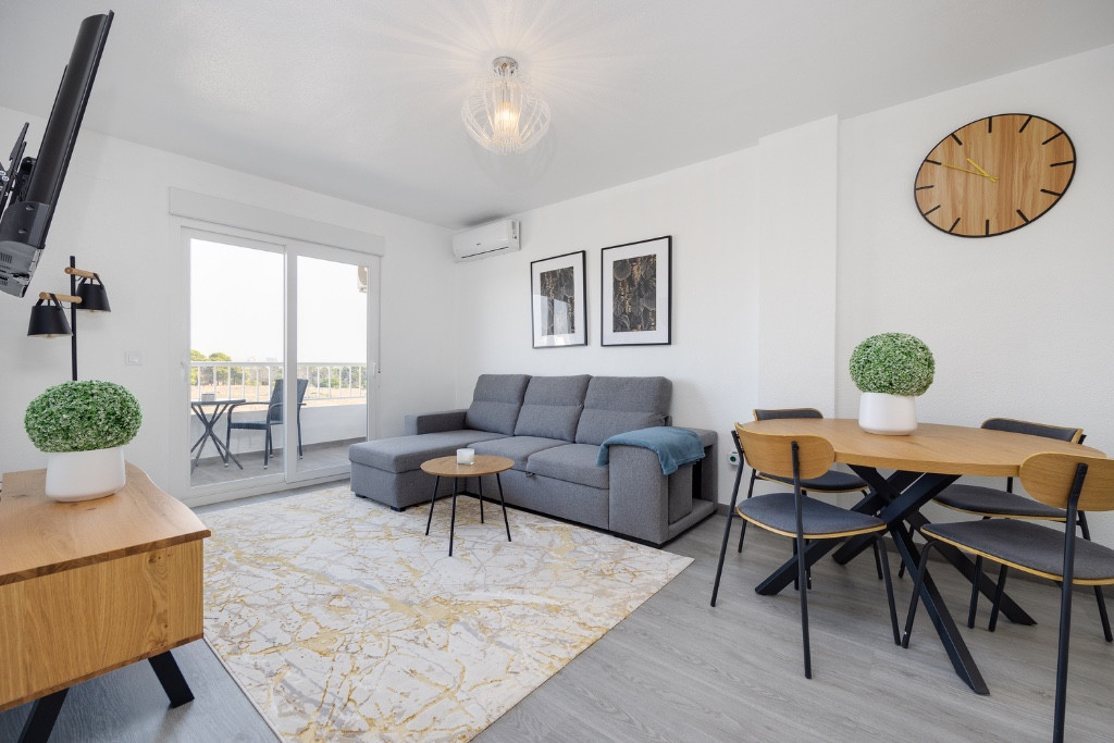 Appartement te koop in Punta Prima | 2 slaapkamers H5265382