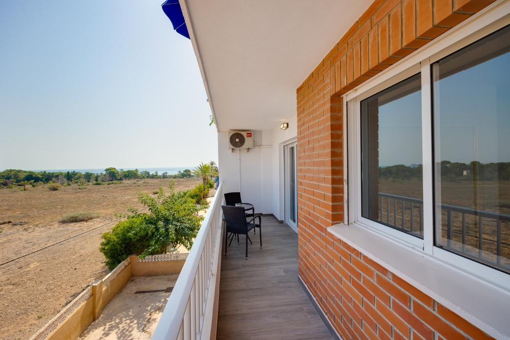 Appartement te koop in Punta Prima | 2 slaapkamers H5265382