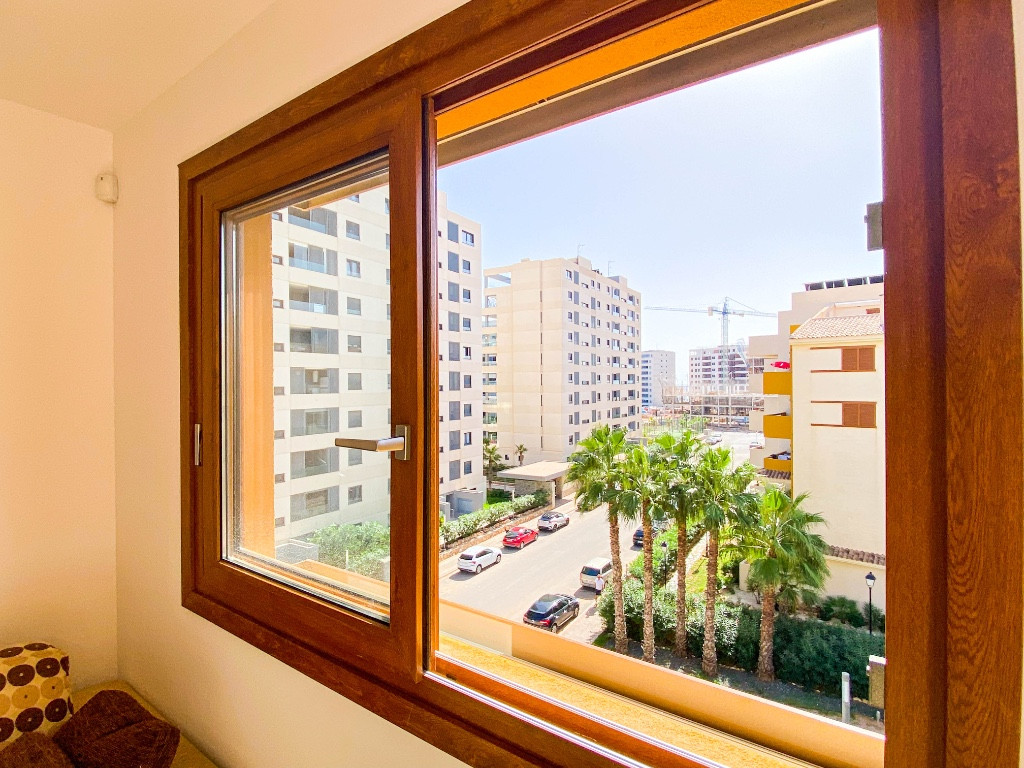 Appartement te koop in Punta Prima | 2 slaapkamers H5265400