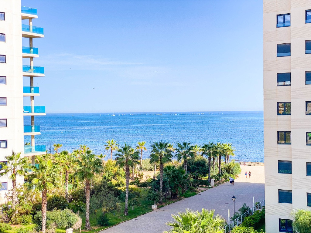 Appartement te koop in Punta Prima | 2 slaapkamers H5265400