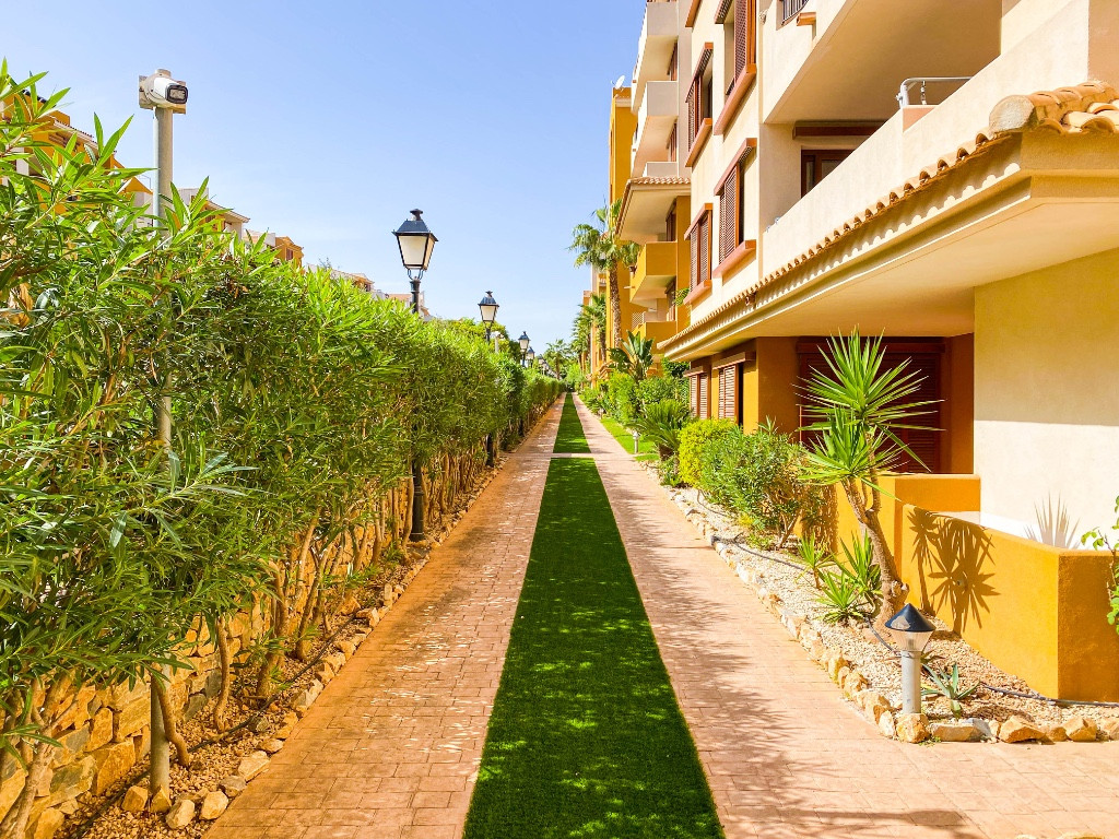 Appartement te koop in Punta Prima | 2 slaapkamers H5265400