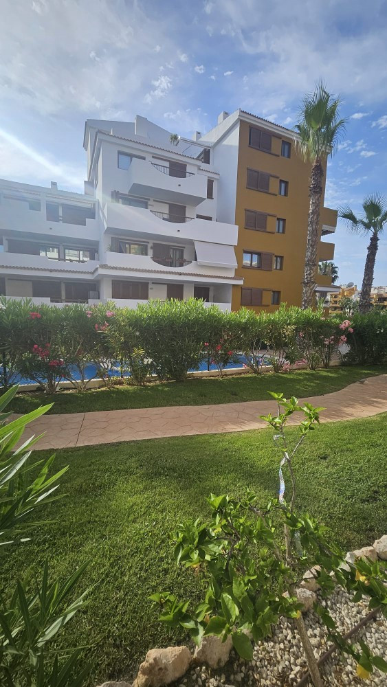 Appartement te koop in Punta Prima | 2 slaapkamers H5310772