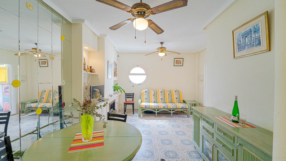 Appartement te koop in Punta Prima | 2 slaapkamers H5343790