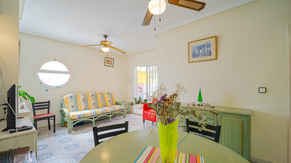 Appartement te koop in Punta Prima | 2 slaapkamers H5343790