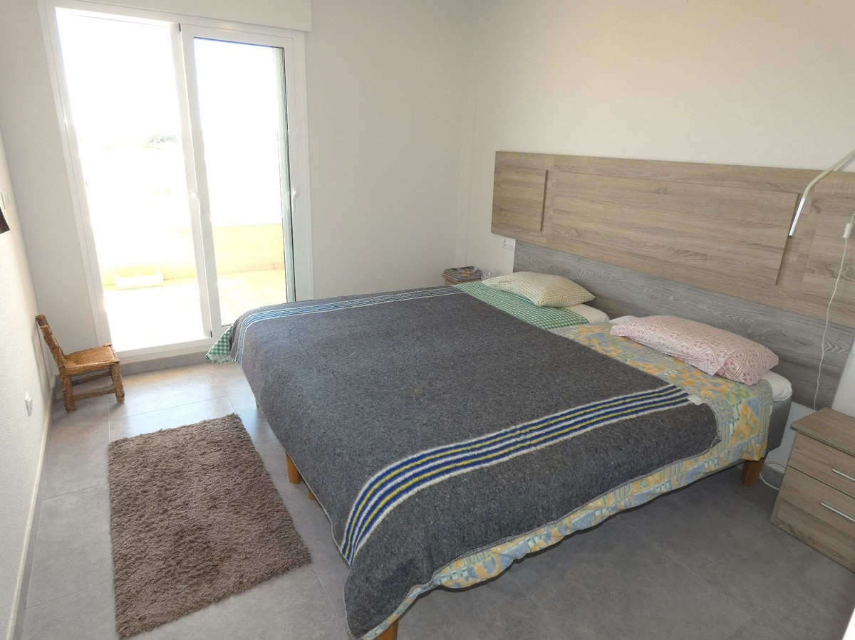 Appartement te koop in Punta Prima | 3 slaapkamers H5347597