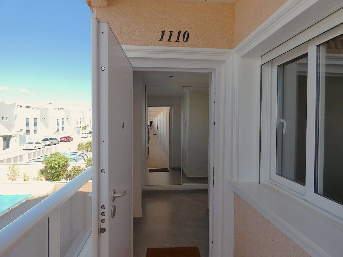Appartement te koop in Punta Prima | 3 slaapkamers H5347597