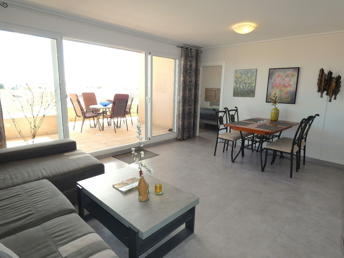 Appartement te koop in Punta Prima | 3 slaapkamers H5347597
