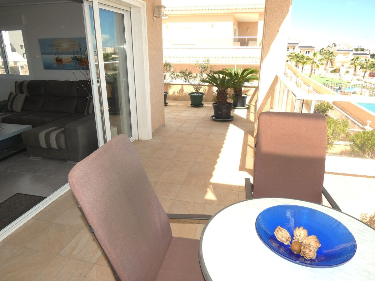 Appartement te koop in Punta Prima | 3 slaapkamers H5347597