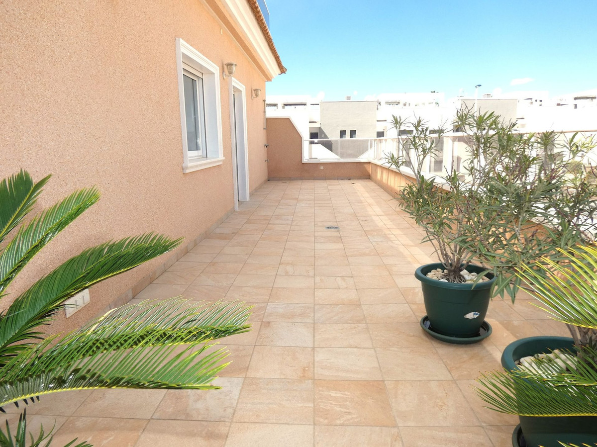 Appartement te koop in Punta Prima | 3 slaapkamers H5347597