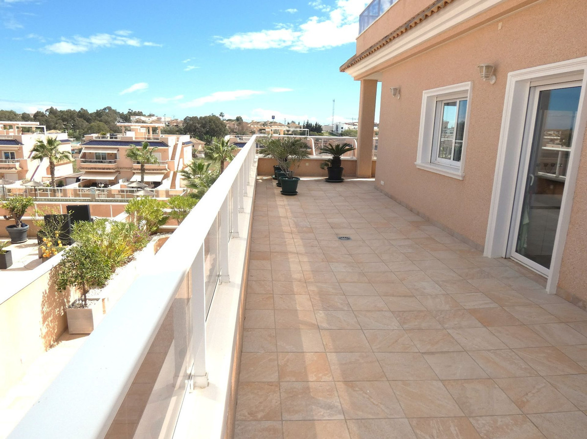 Appartement te koop in Punta Prima | 3 slaapkamers H5347597