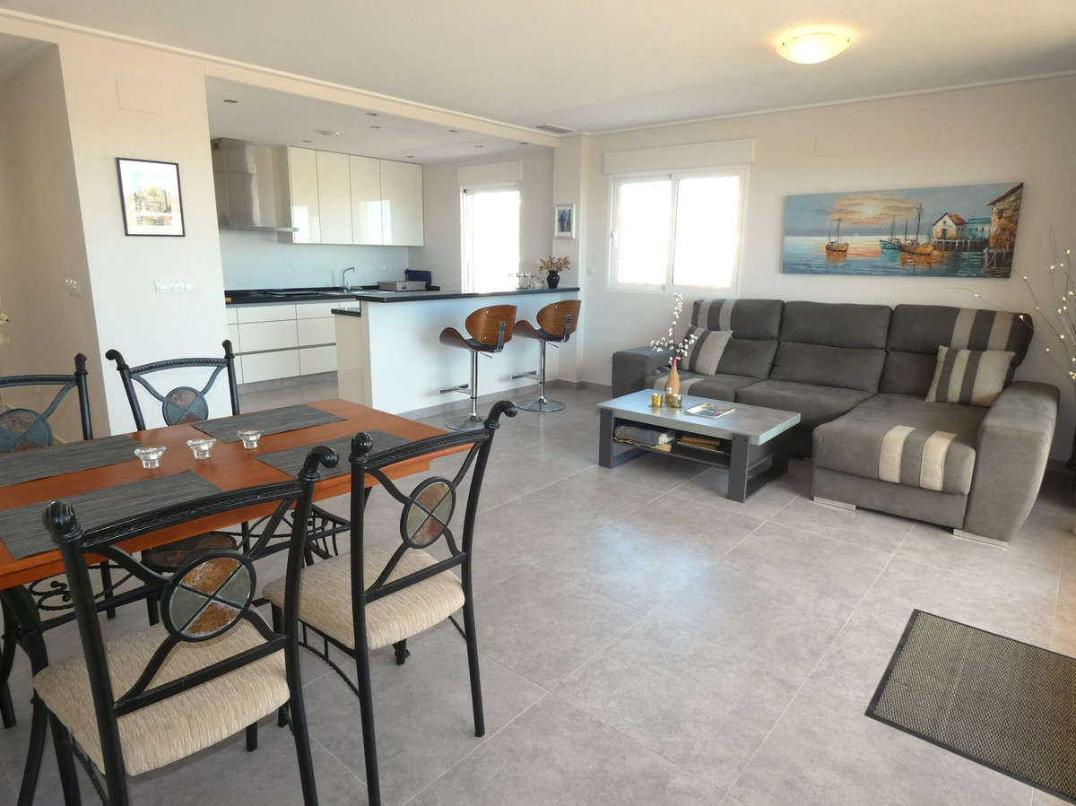 Appartement te koop in Punta Prima | 3 slaapkamers H5347597