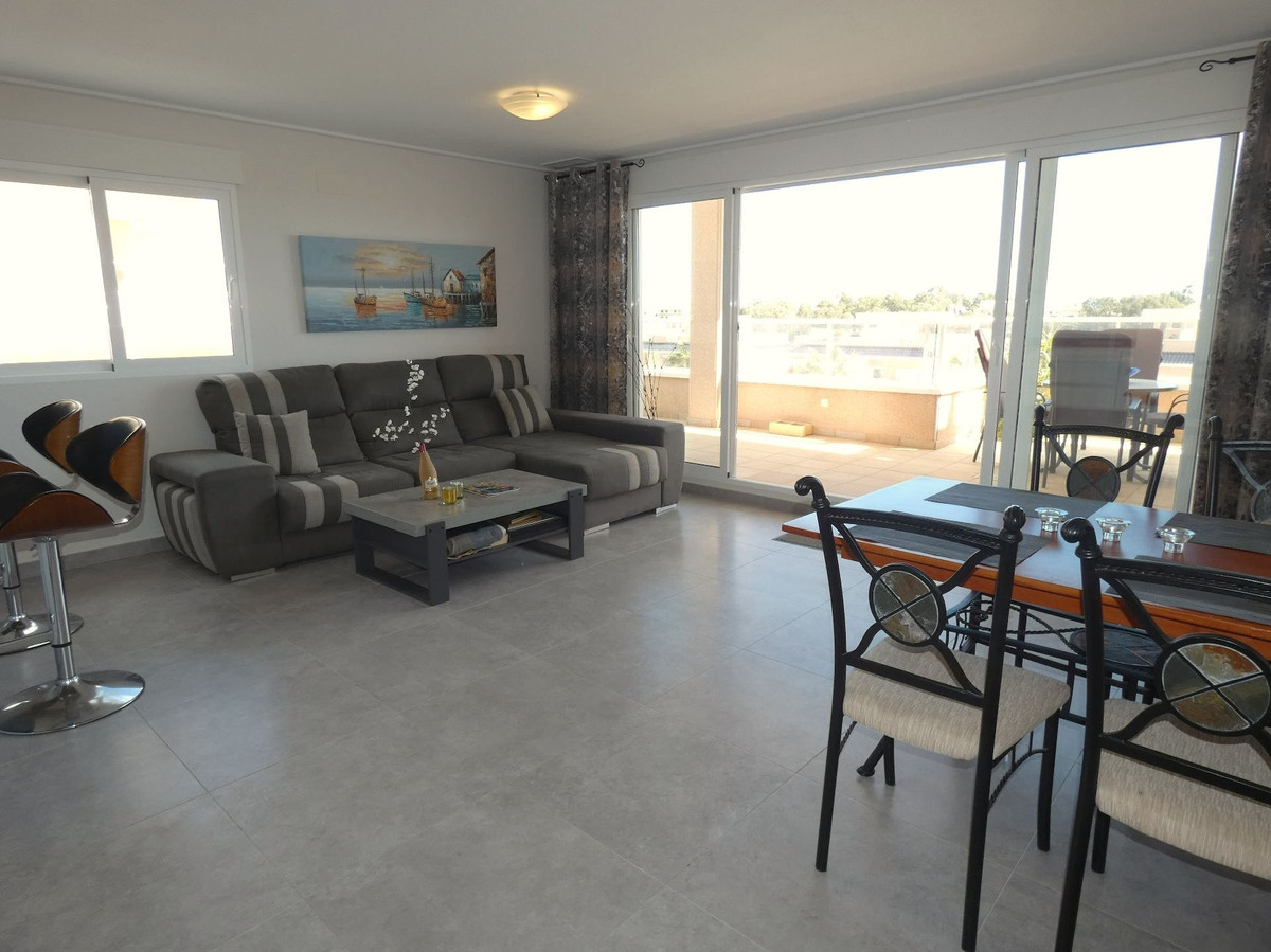 Appartement te koop in Punta Prima | 3 slaapkamers H5347597