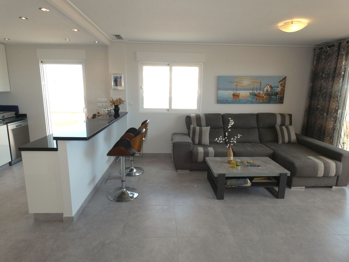 Appartement te koop in Punta Prima | 3 slaapkamers H5347597