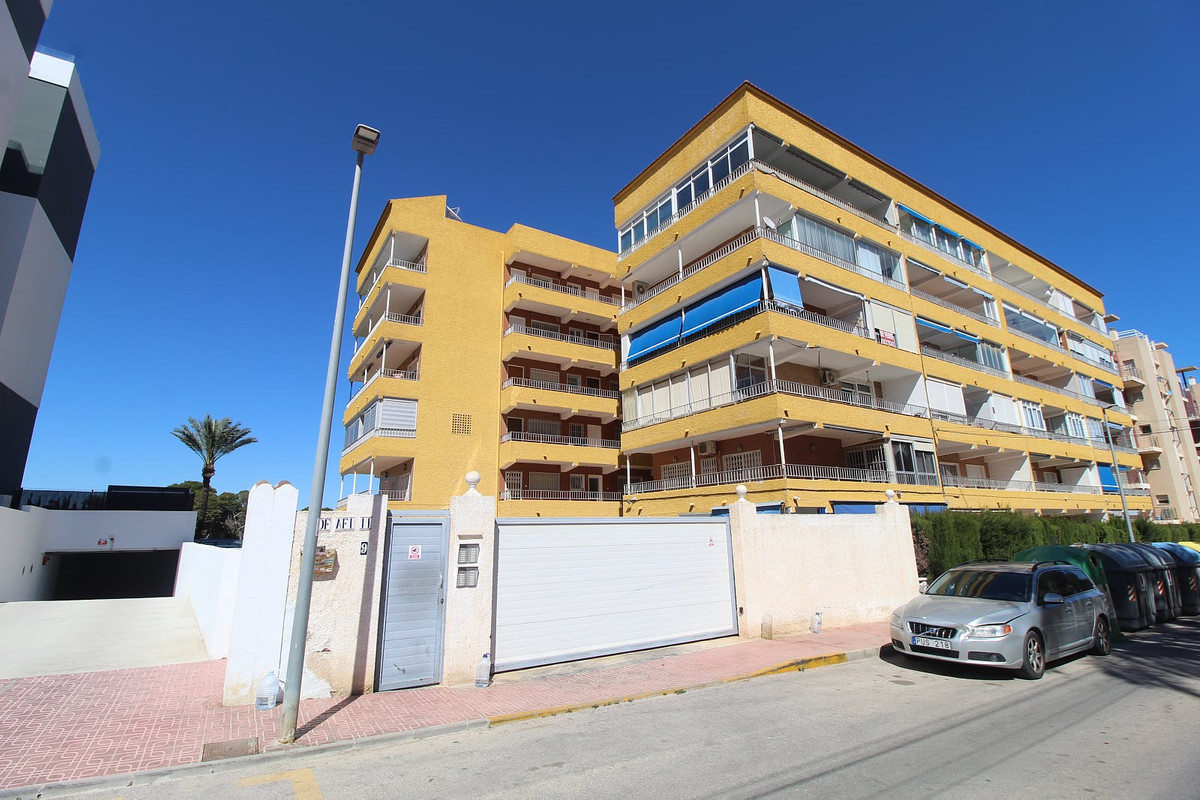 Appartement te koop in Punta Prima | 2 slaapkamers H5370331