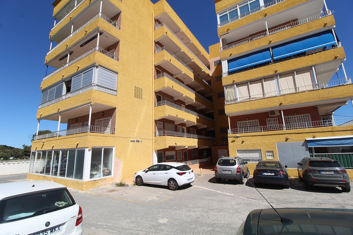 Appartement te koop in Punta Prima | 2 slaapkamers H5370331