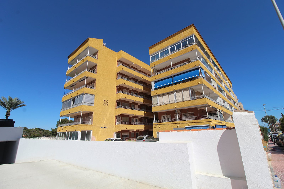 Appartement te koop in Punta Prima | 2 slaapkamers H5370331