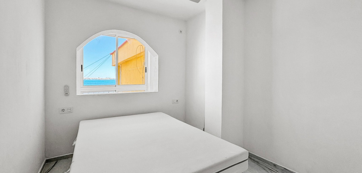 Appartement te koop in Punta Prima | 1 slaapkamers H5380522