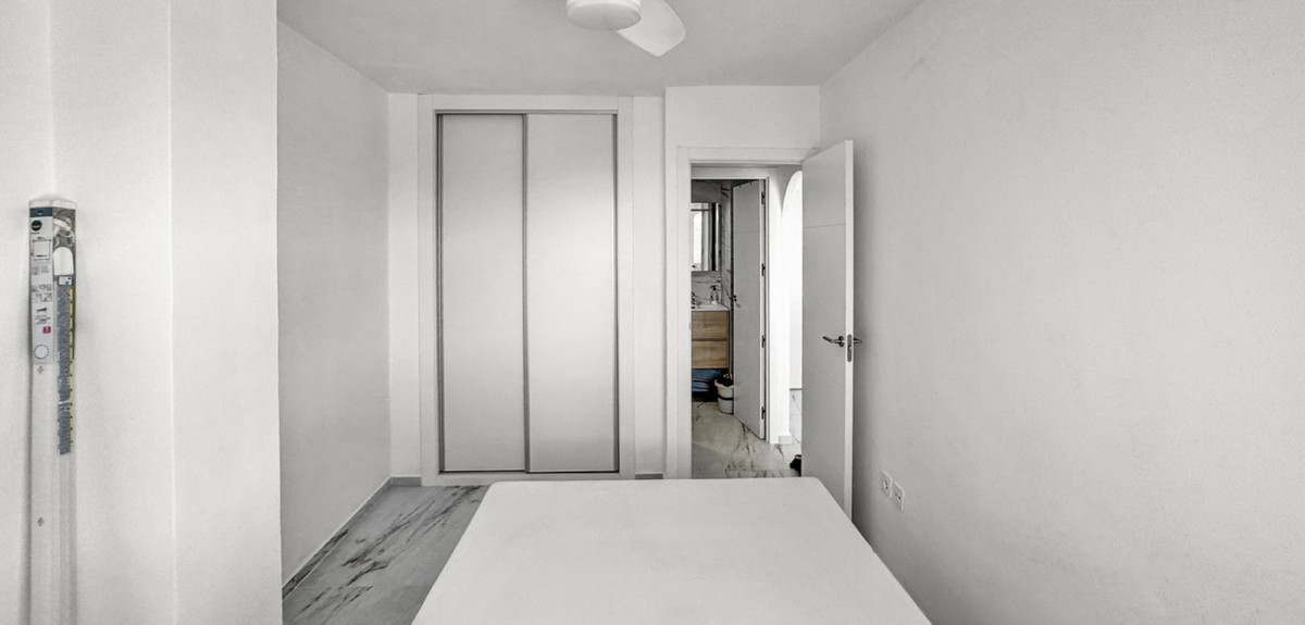 Appartement te koop in Punta Prima | 1 slaapkamers H5380522