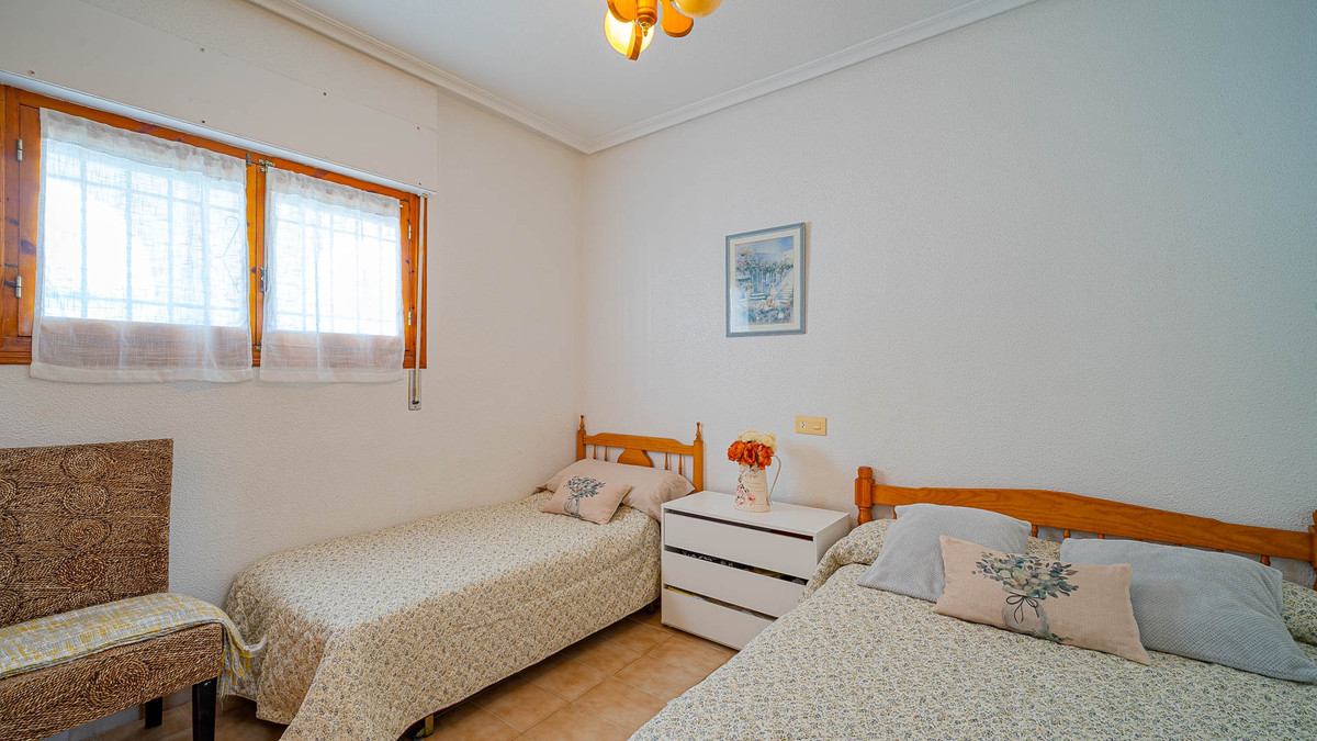 Appartement te koop in Punta Prima | 2 slaapkamers H5382349